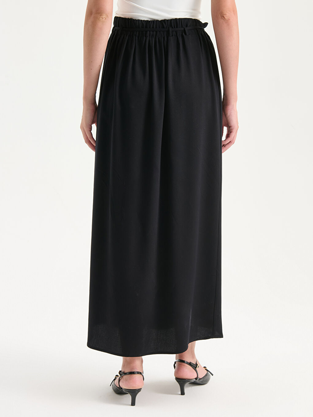 Siyah Beli Kuşaklı Pileli Etek-3