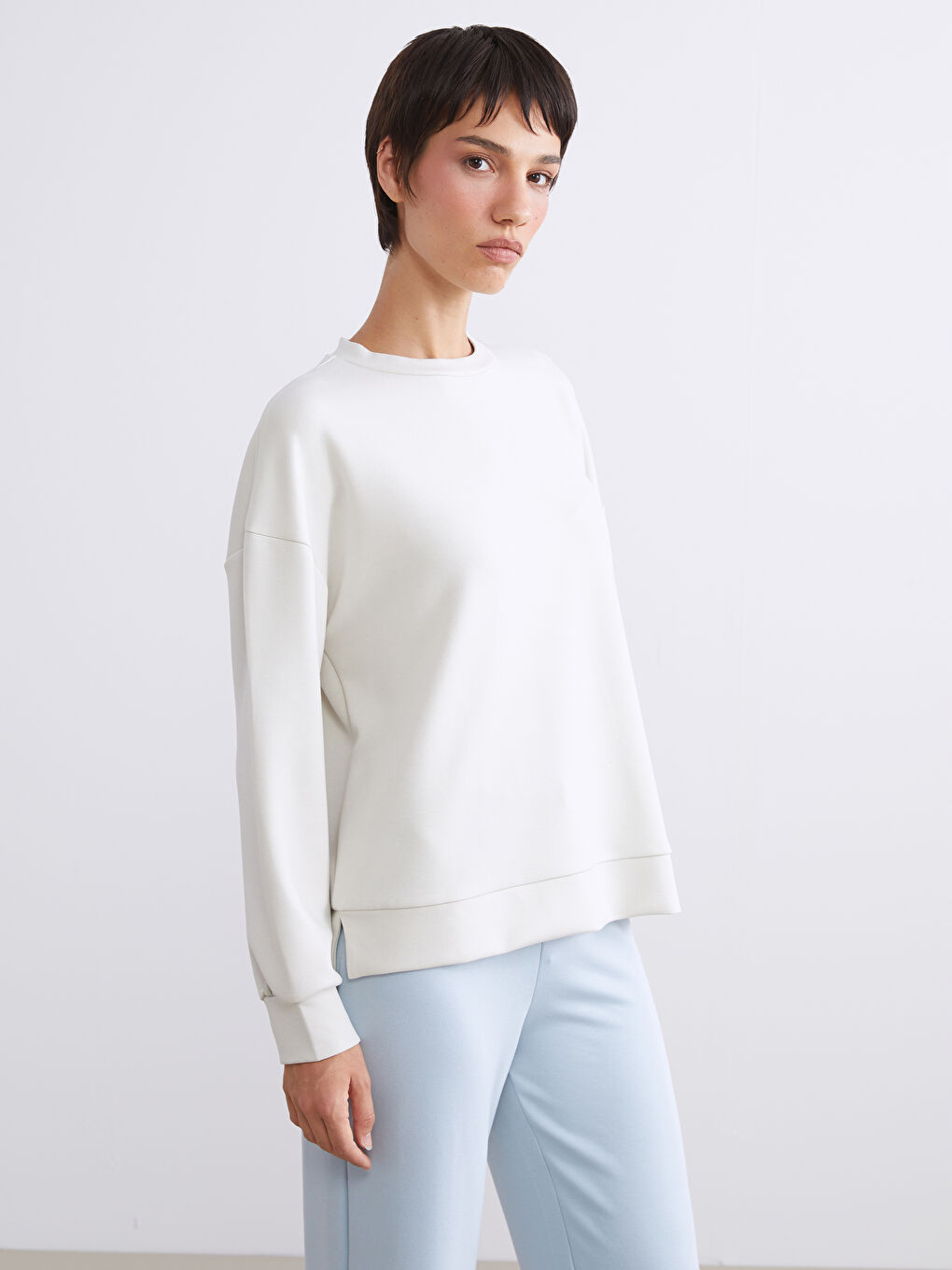 Gri Bisiklet Yaka Oversize Kadın Sweatshirt