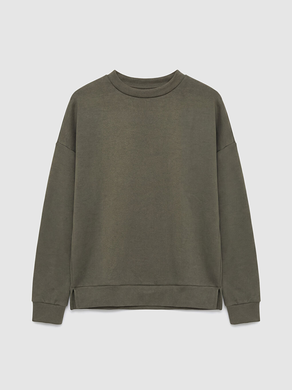 سويت شيرت واسع بياقة دائرية للسيدات