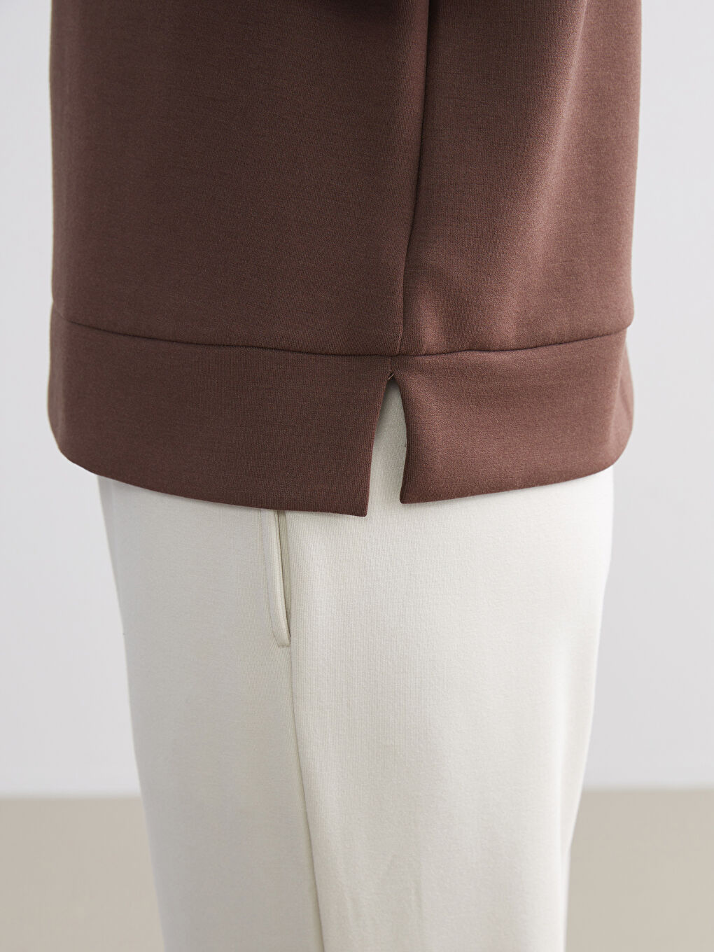 Kahverengi Bisiklet Yaka Oversize Kadın Sweatshirt-2