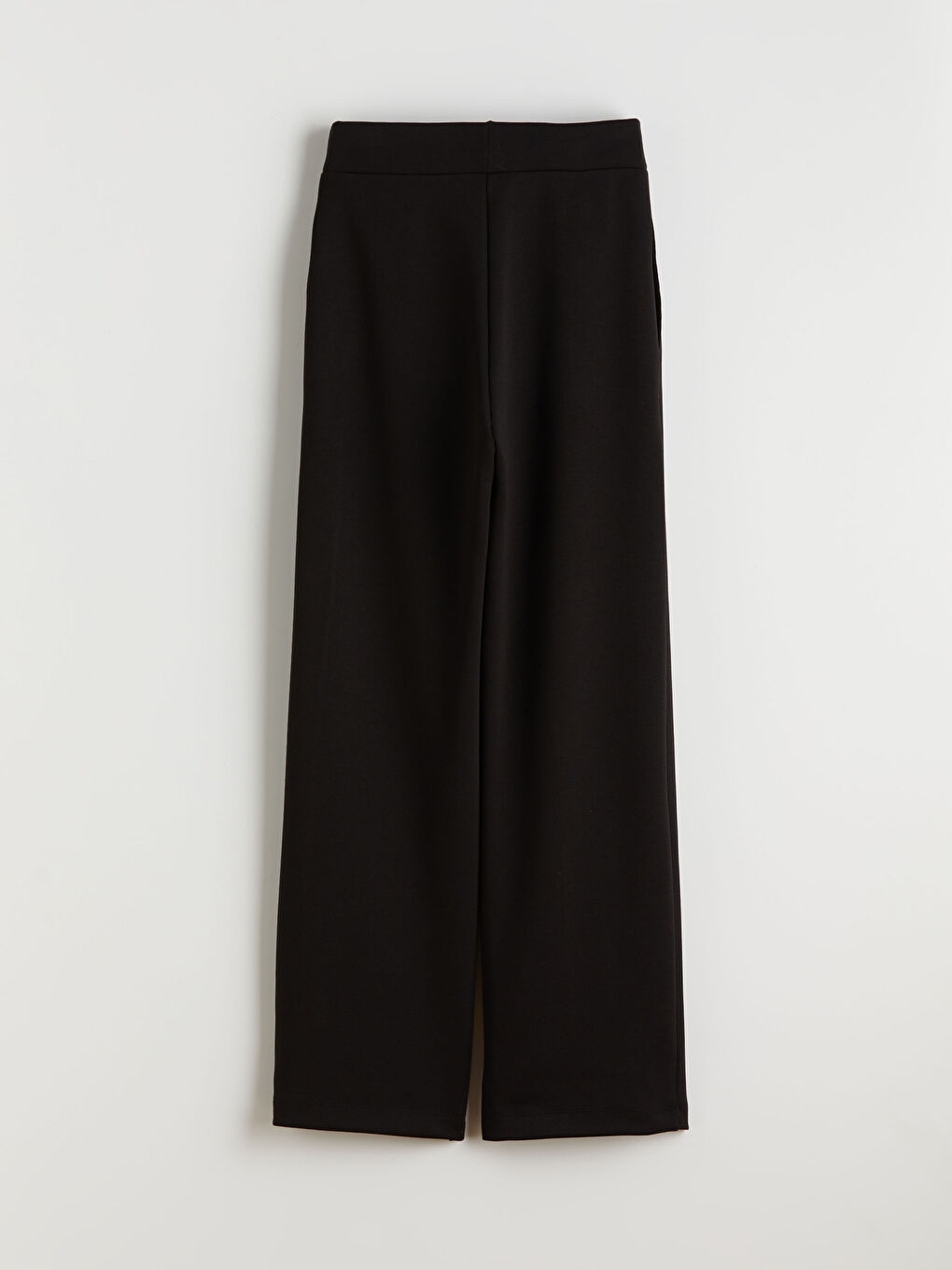 Siyah Beli Lastikli Geniş Paça Kadın Eşofman Altı-1