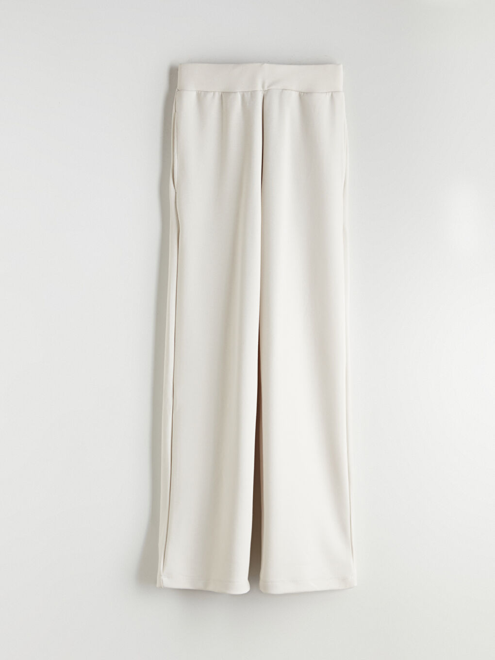 Gri Beli Lastikli Geniş Paça Kadın Eşofman Altı