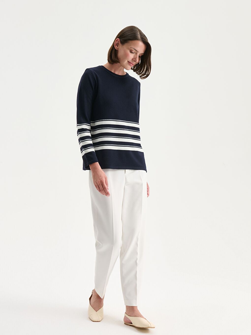Crew Neck Striped Women's Knitwear Sweater-1