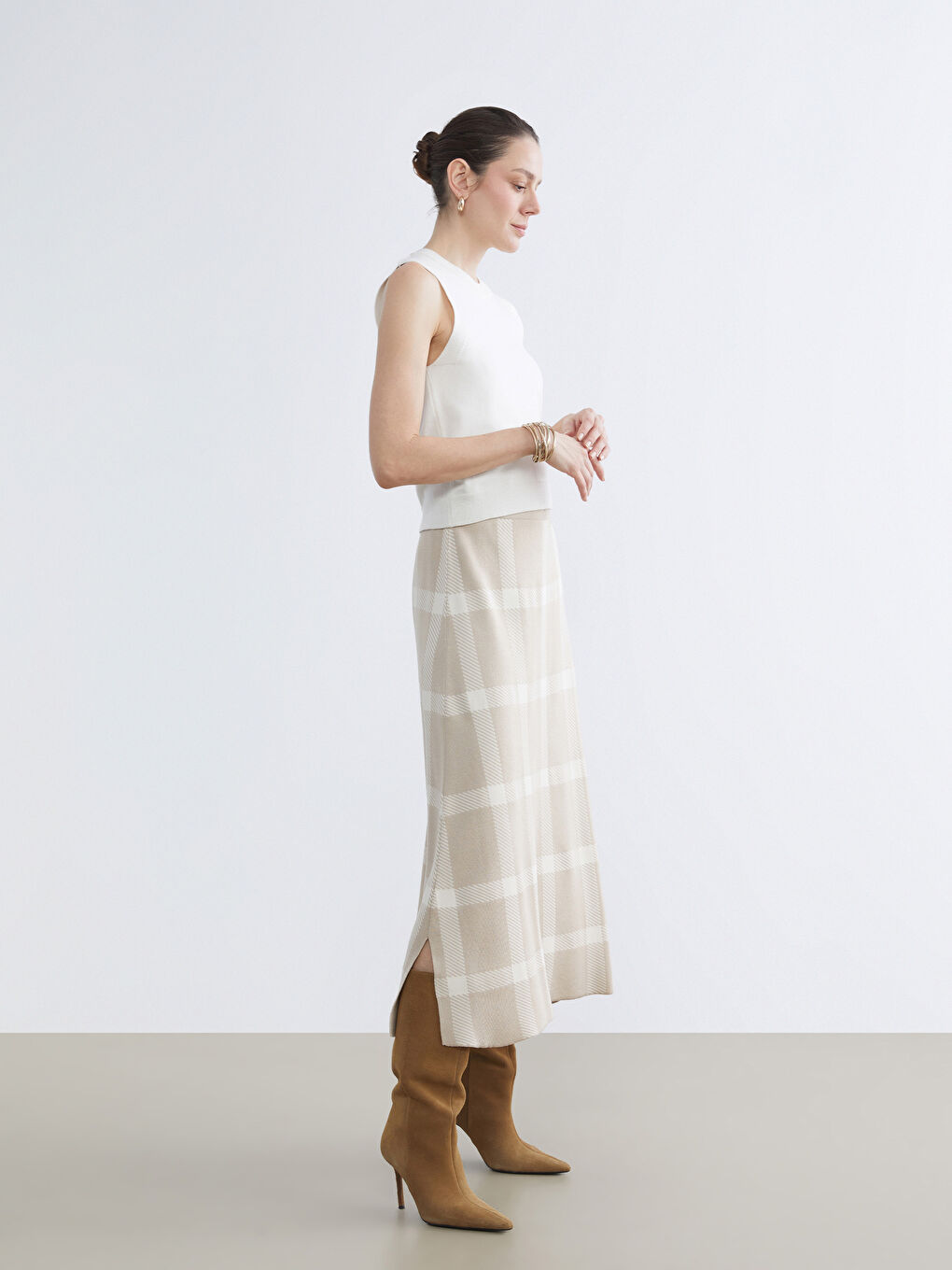 Ekru Beli Lastikli Ekose A Kesim Triko Etek