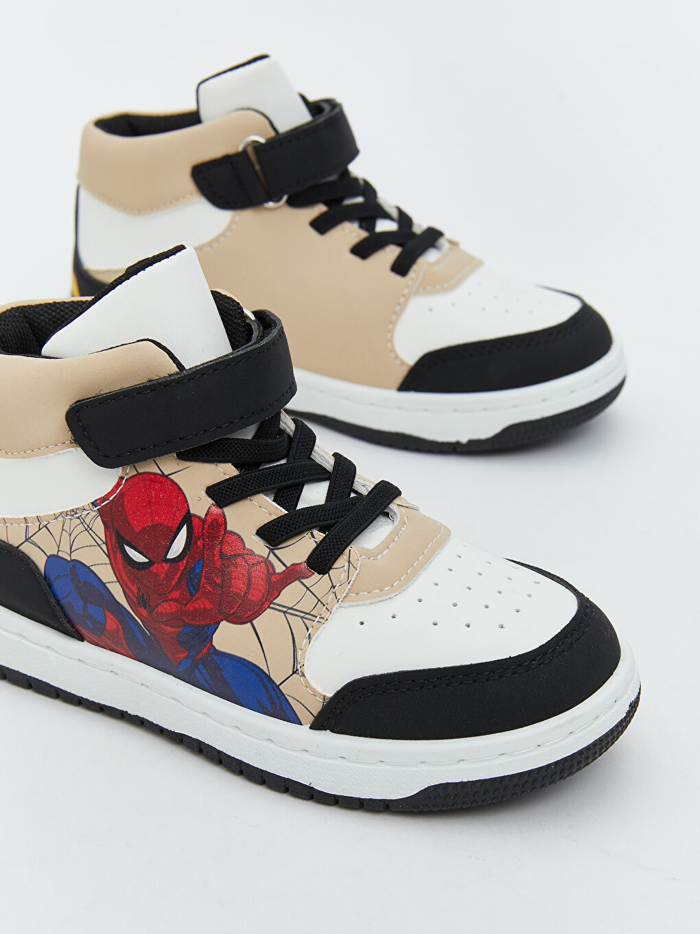 Spider-Man Printed Boys' Sneakers-2
