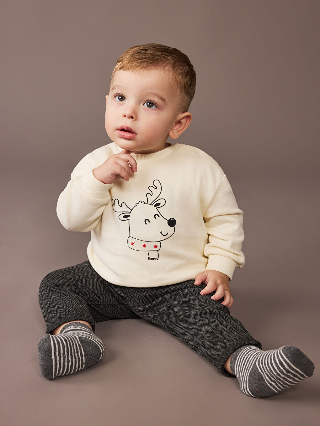 Ekru Geyik Baskılı Erkek Bebek Sweatshirt ve Pantolon