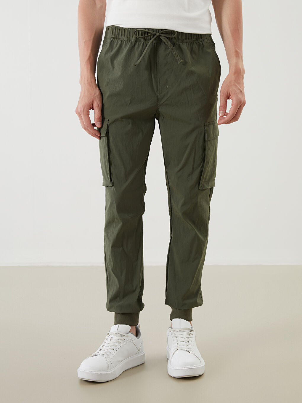 Slim Fit Men's Cargo Trousers-1