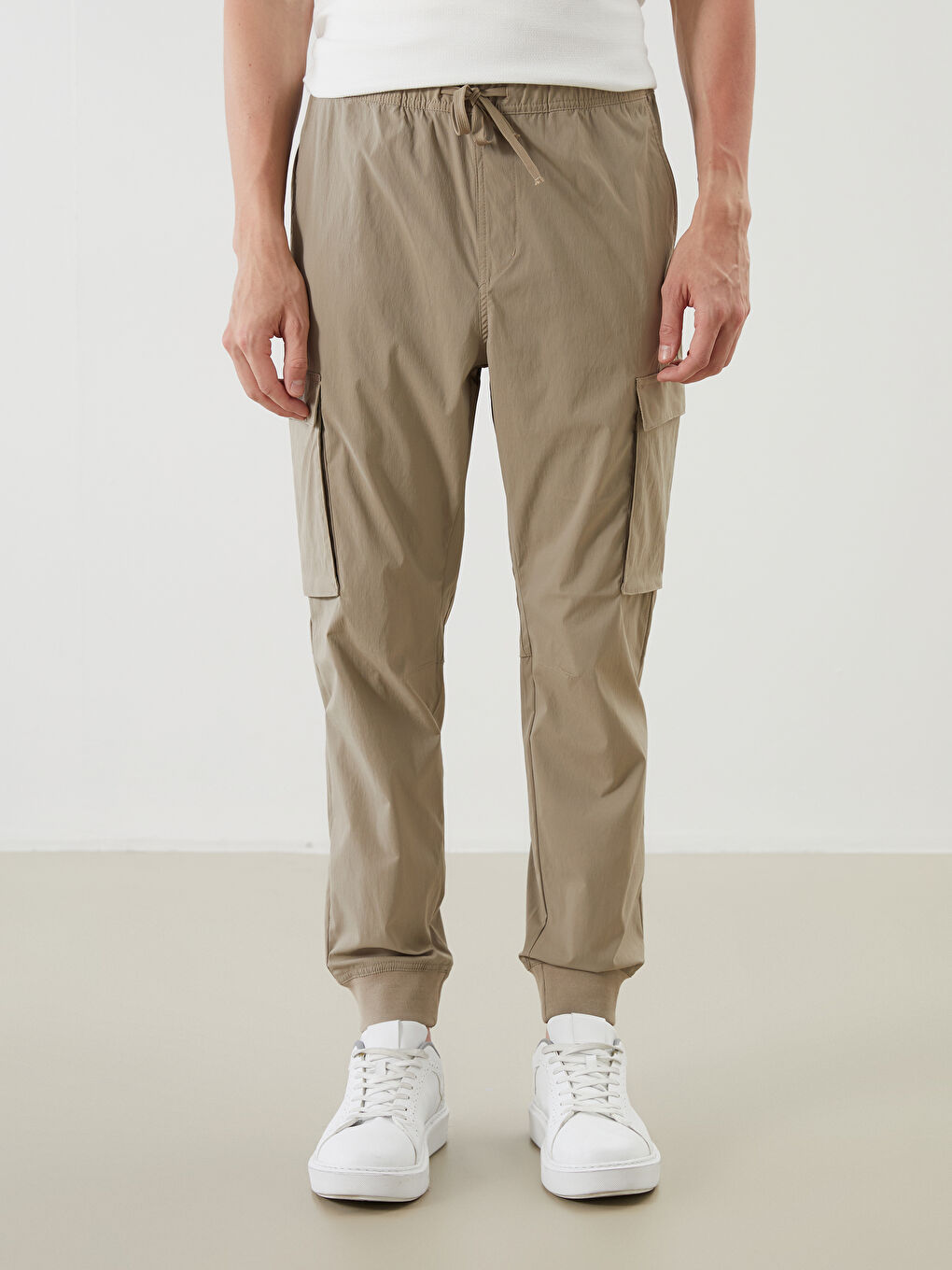 Slim Fit Men's Cargo Trousers-1