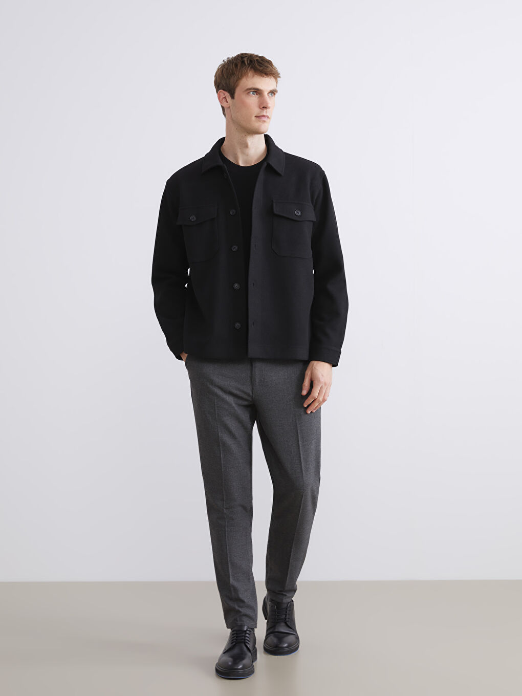 Siyah Regular Fit Uzun Kollu Kaşe Erkek Gömlek Ceket-1