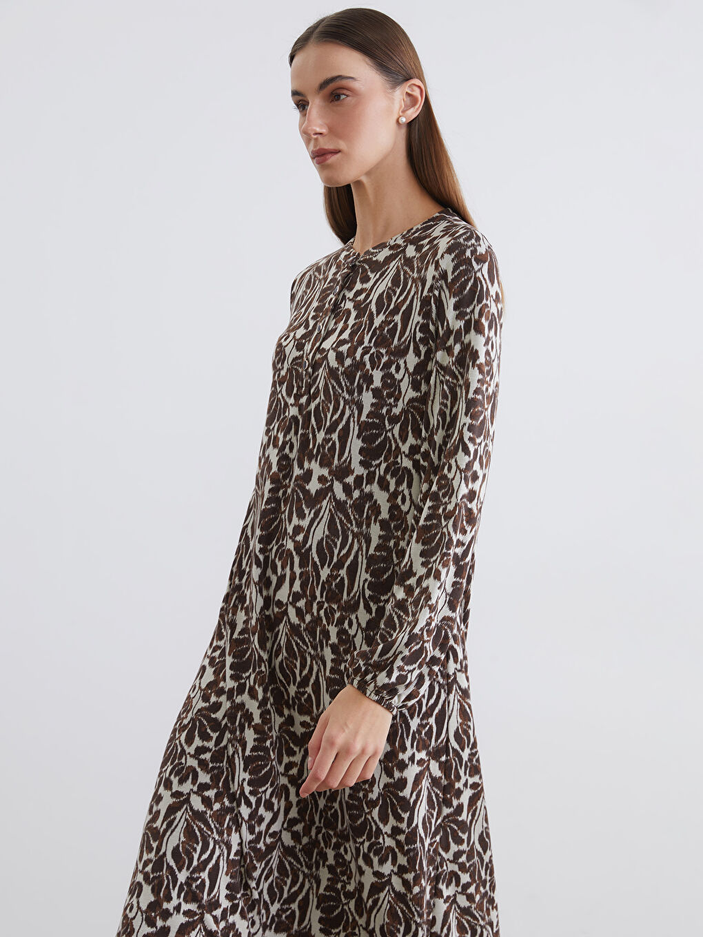 Kahverengi Bisiklet Yaka Desenli A Kesim Elbise