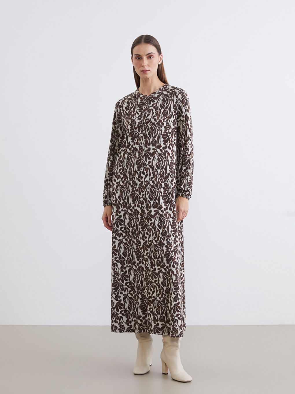 Kahverengi Bisiklet Yaka Desenli A Kesim Elbise-1