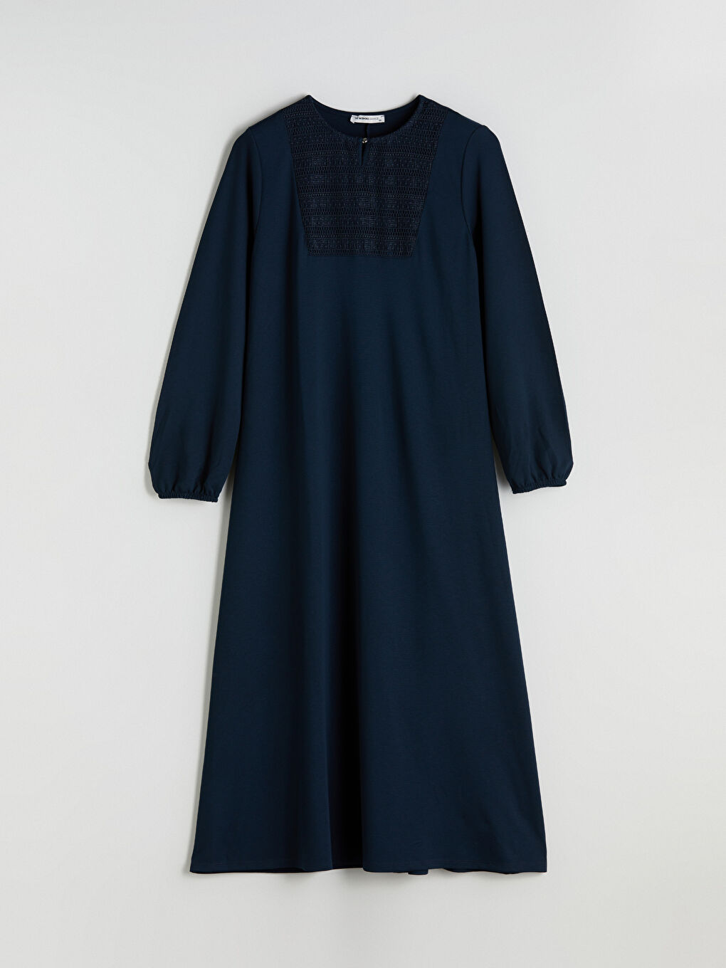 Crew Neck Lace Detailed A-Line Dress-4