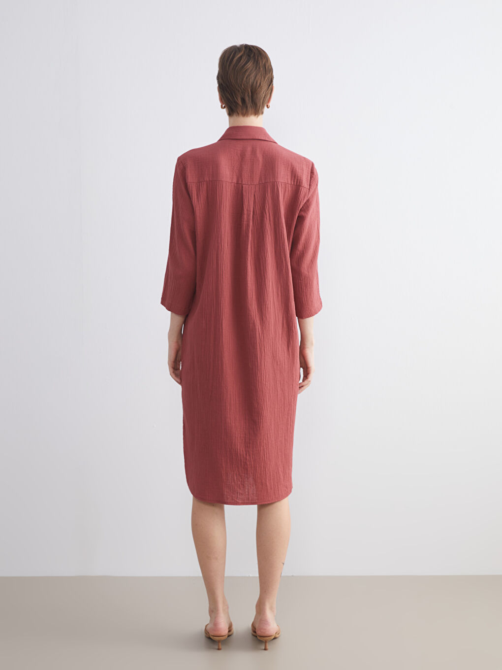 Kırmızı Dokulu Müslin Gömlek Elbise-4