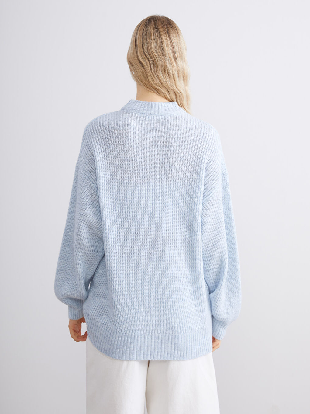 Mavi Dik Yaka Kadın Triko Kazak-3