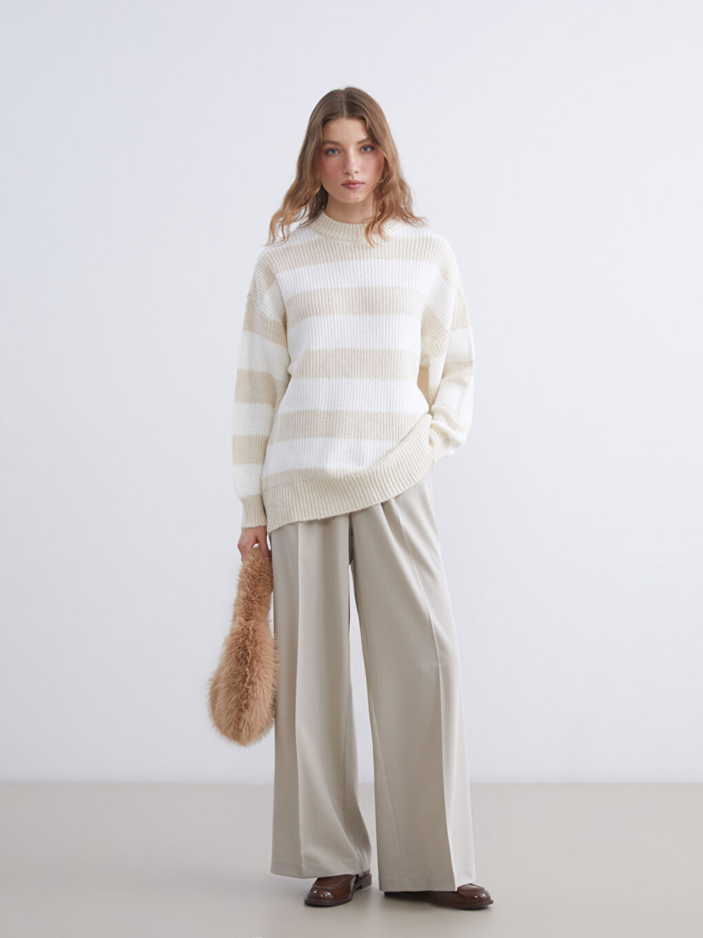 Crew Neck Striped Oversize Women's Knitwear Sweater-1