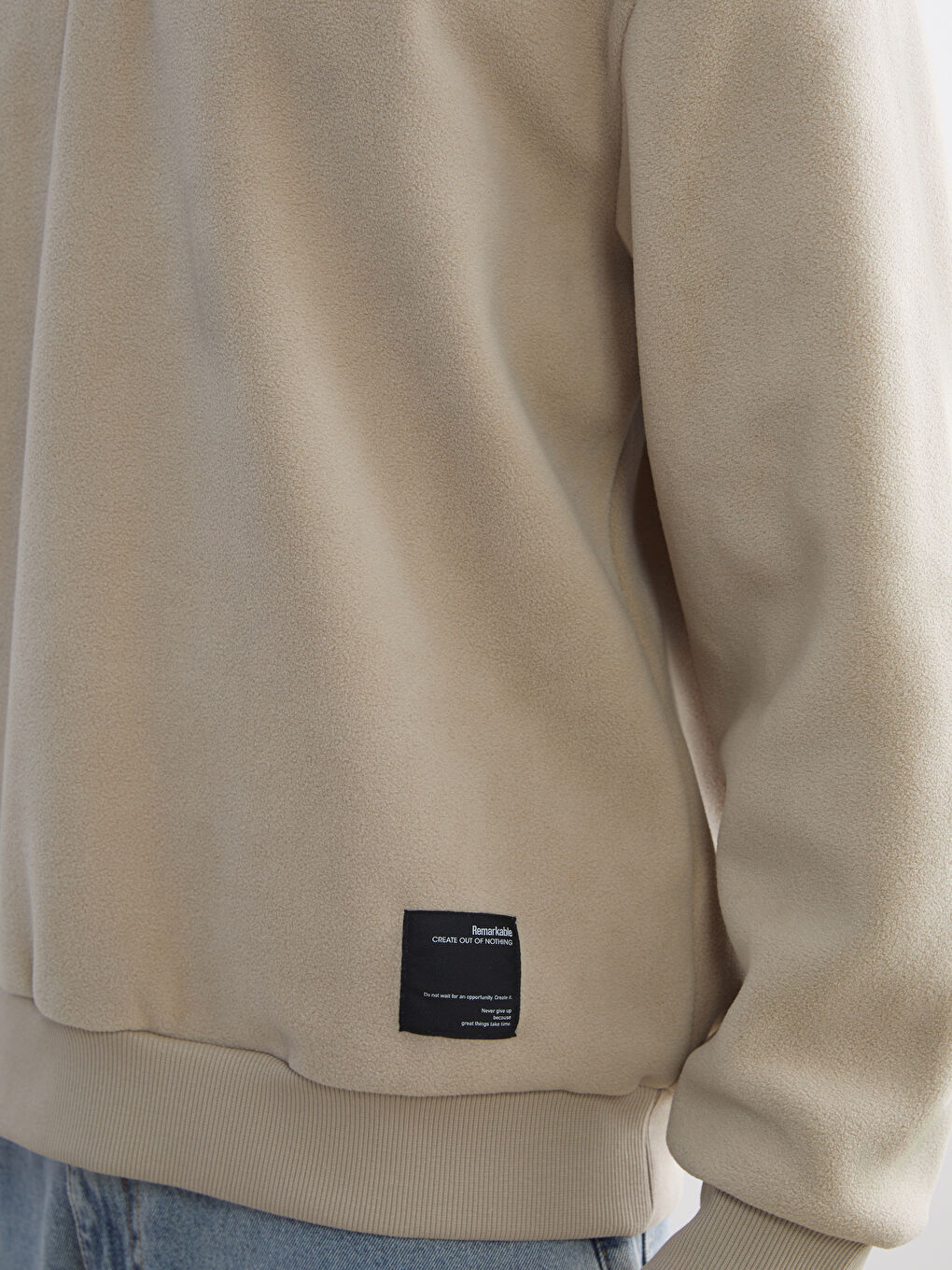 كنزة رياضية سميكة بياقة قمعية بسحاب للرجال-2