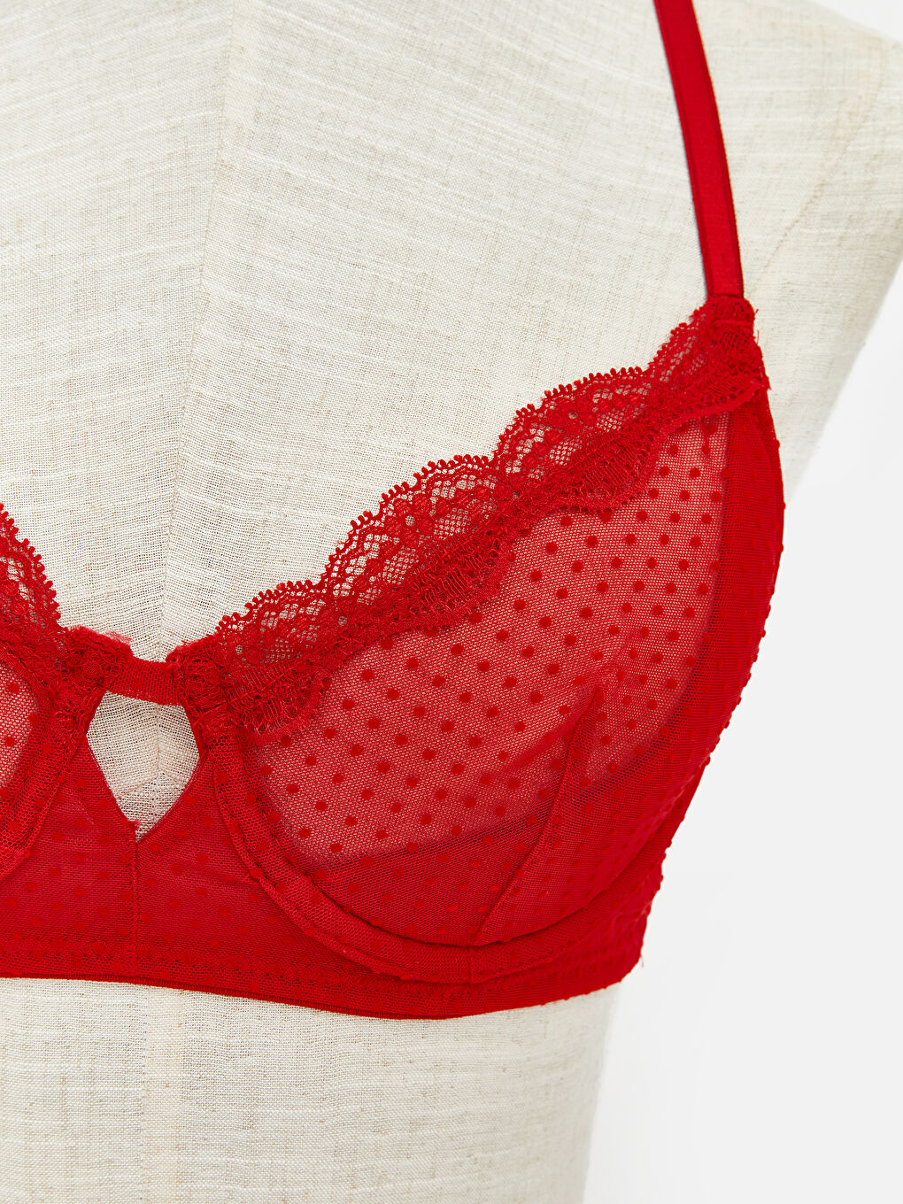 Kırmızı Balenli Dolgusuz Puantiyeli Tişört Sütyen-2