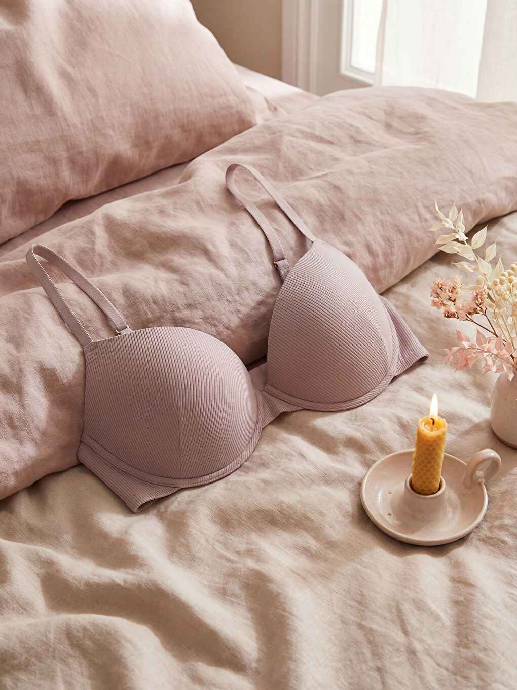 Pembe Balenli Dolgusuz Düz Tişört Sütyen