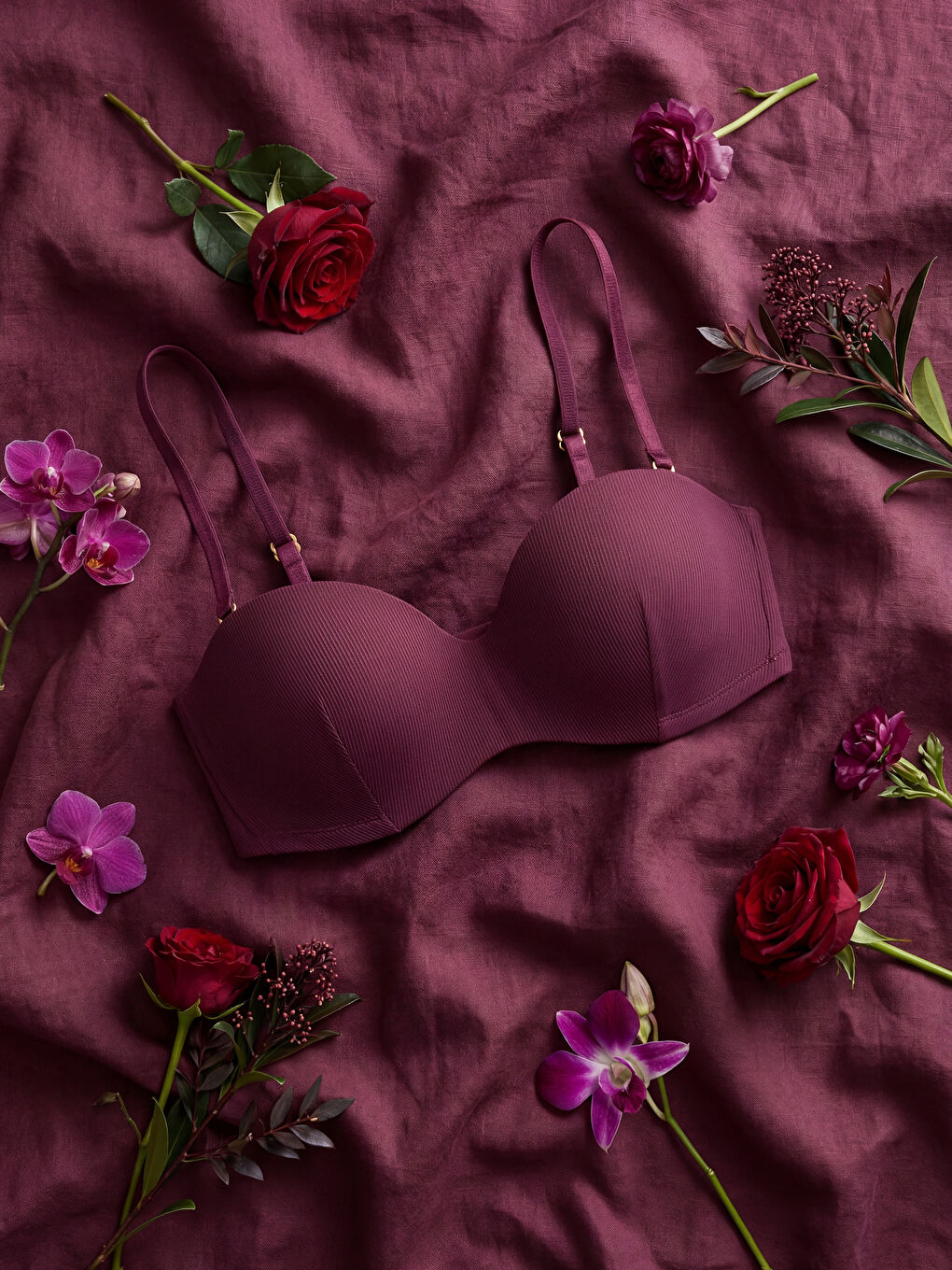 Underwire Unpadded Strapless Bra