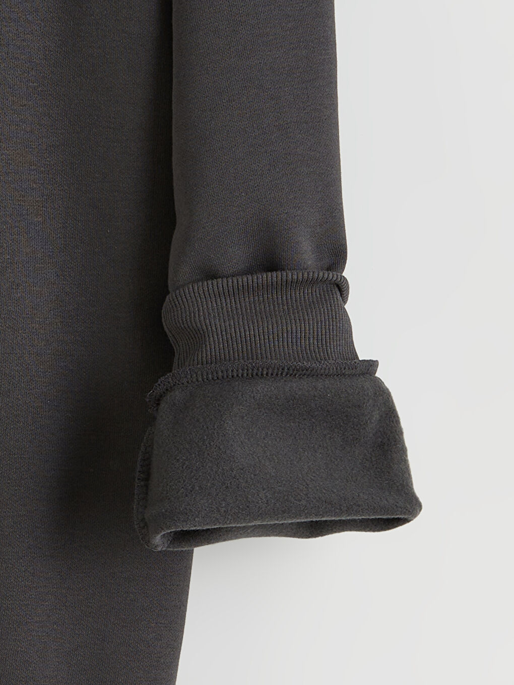 سێتی جل و بەرگی تراکسوت خه‌ڵوزی کوڕ-2