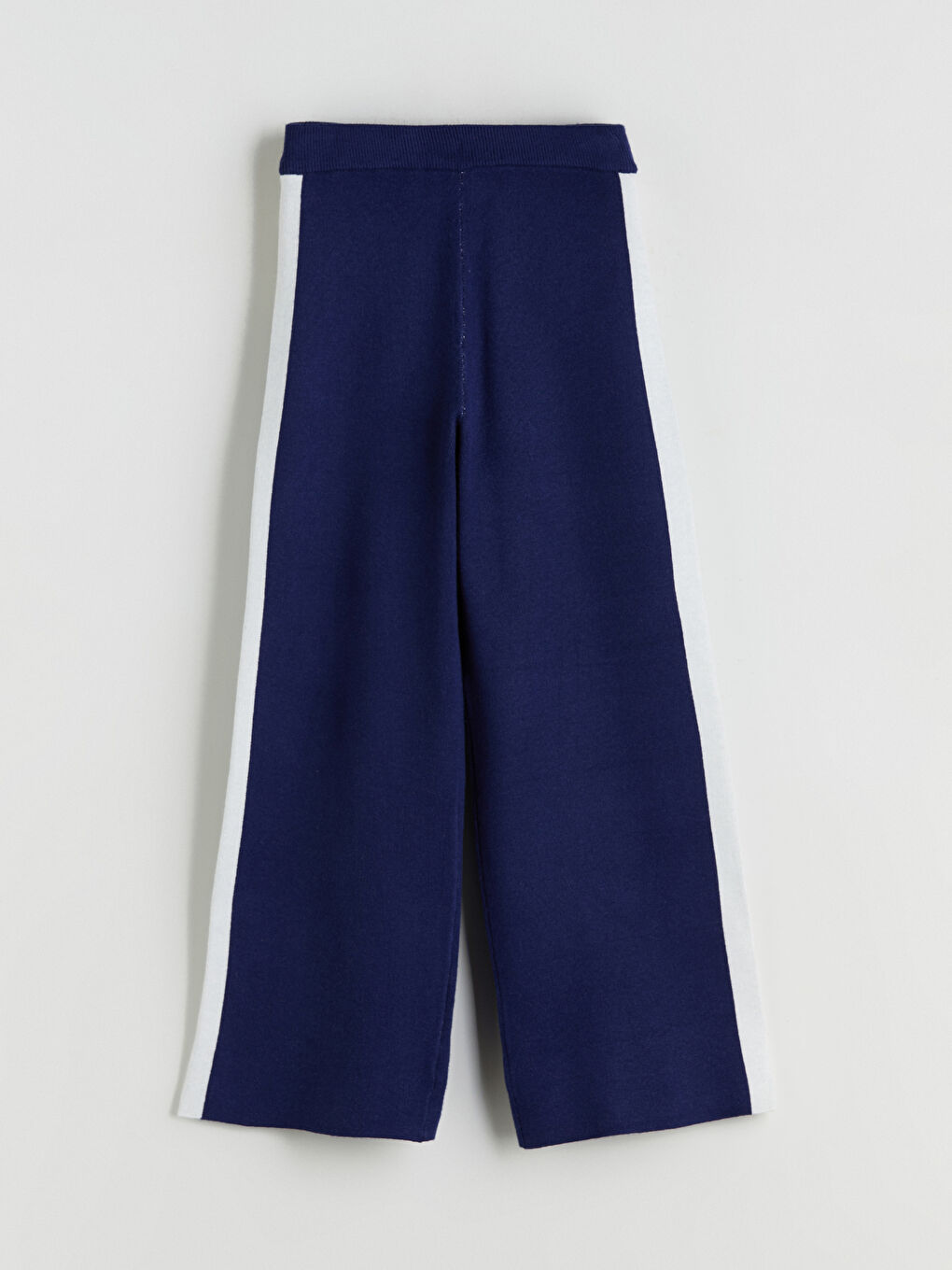 გოლფი გოგონებისთვის ტრიკოტაჟის სვიტერი და შარვალი-4