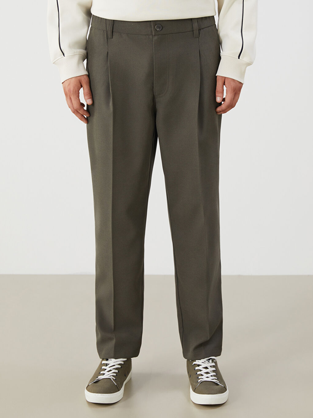 Standard Fit Men's Trousers-1