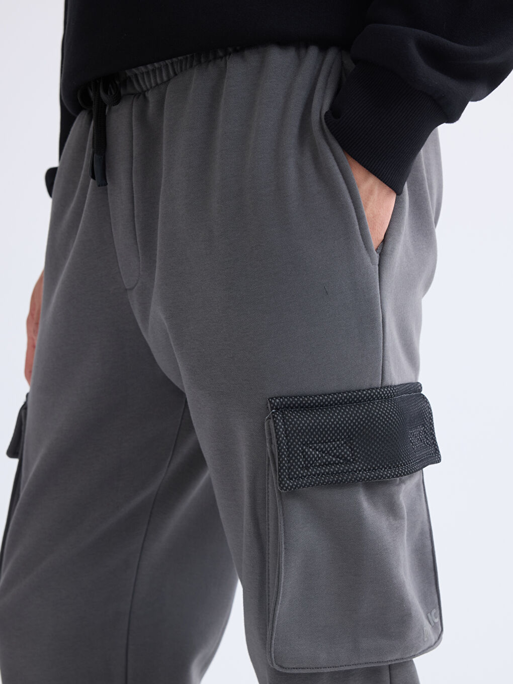 Standard Fit Jogger Sweatpants-2