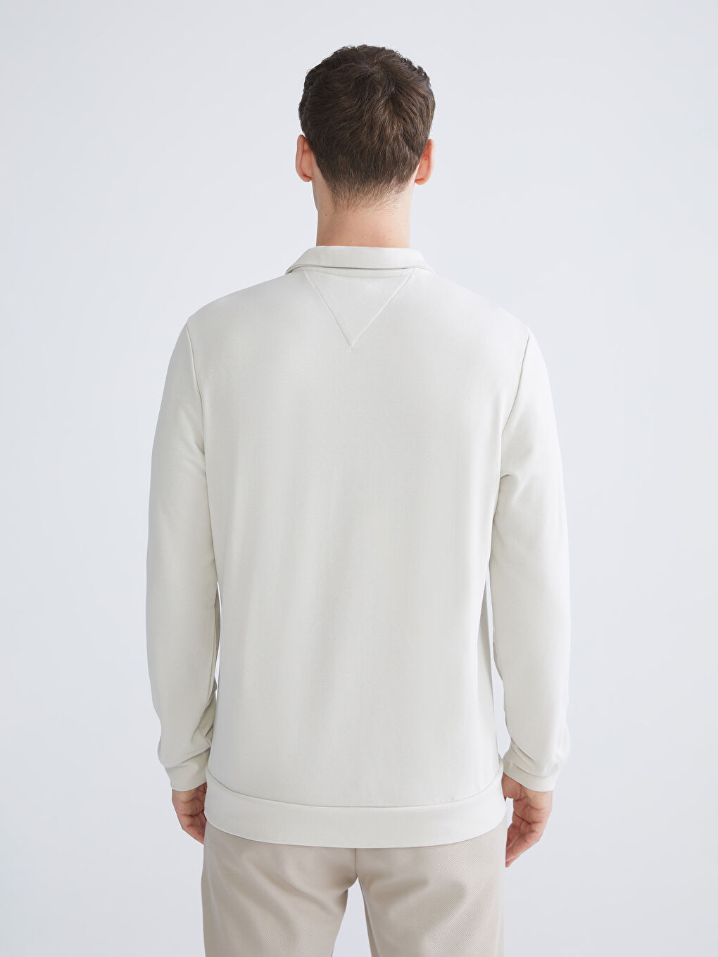 Bej Dik Yaka Baskılı Erkek Sweatshirt-3