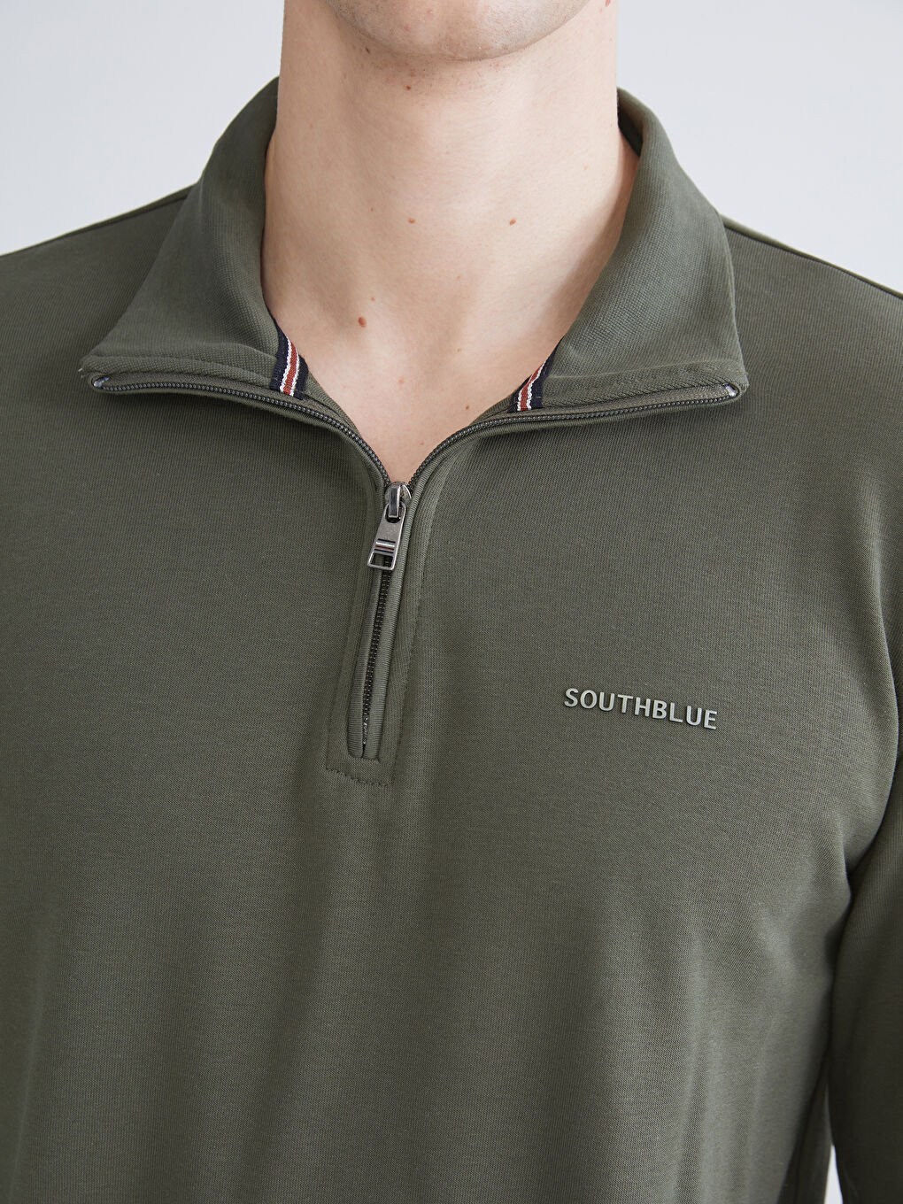 Haki Dik Yaka Baskılı Erkek Sweatshirt-2