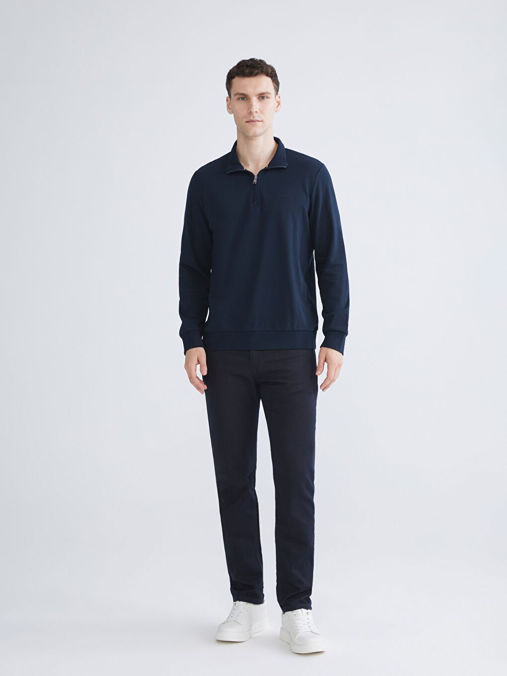 Lacivert Dik Yaka Baskılı Erkek Sweatshirt-1