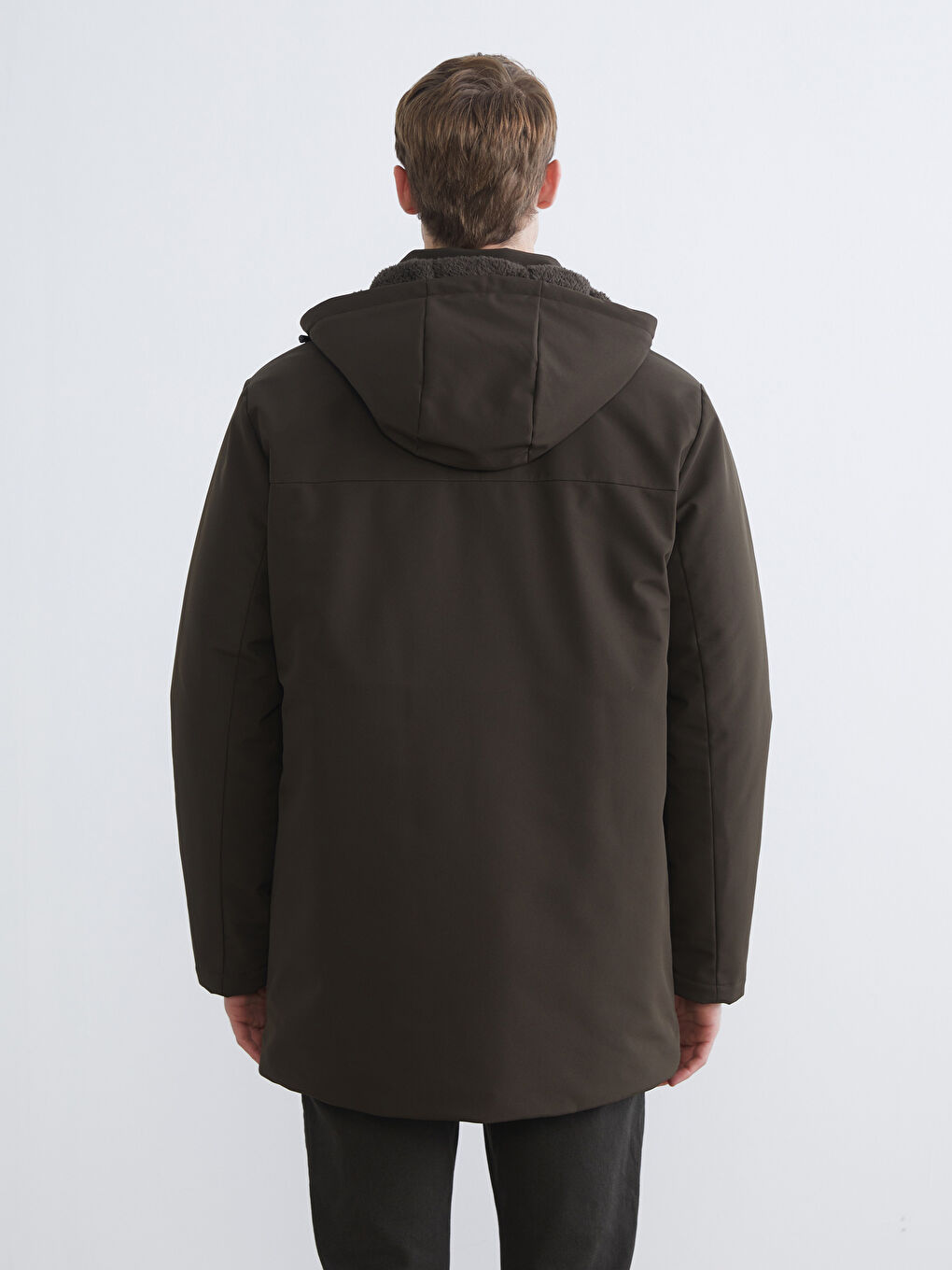 სტანდარტული უბრალო კაპიუშონიანი სქელი მამაკაცის პარკა-4