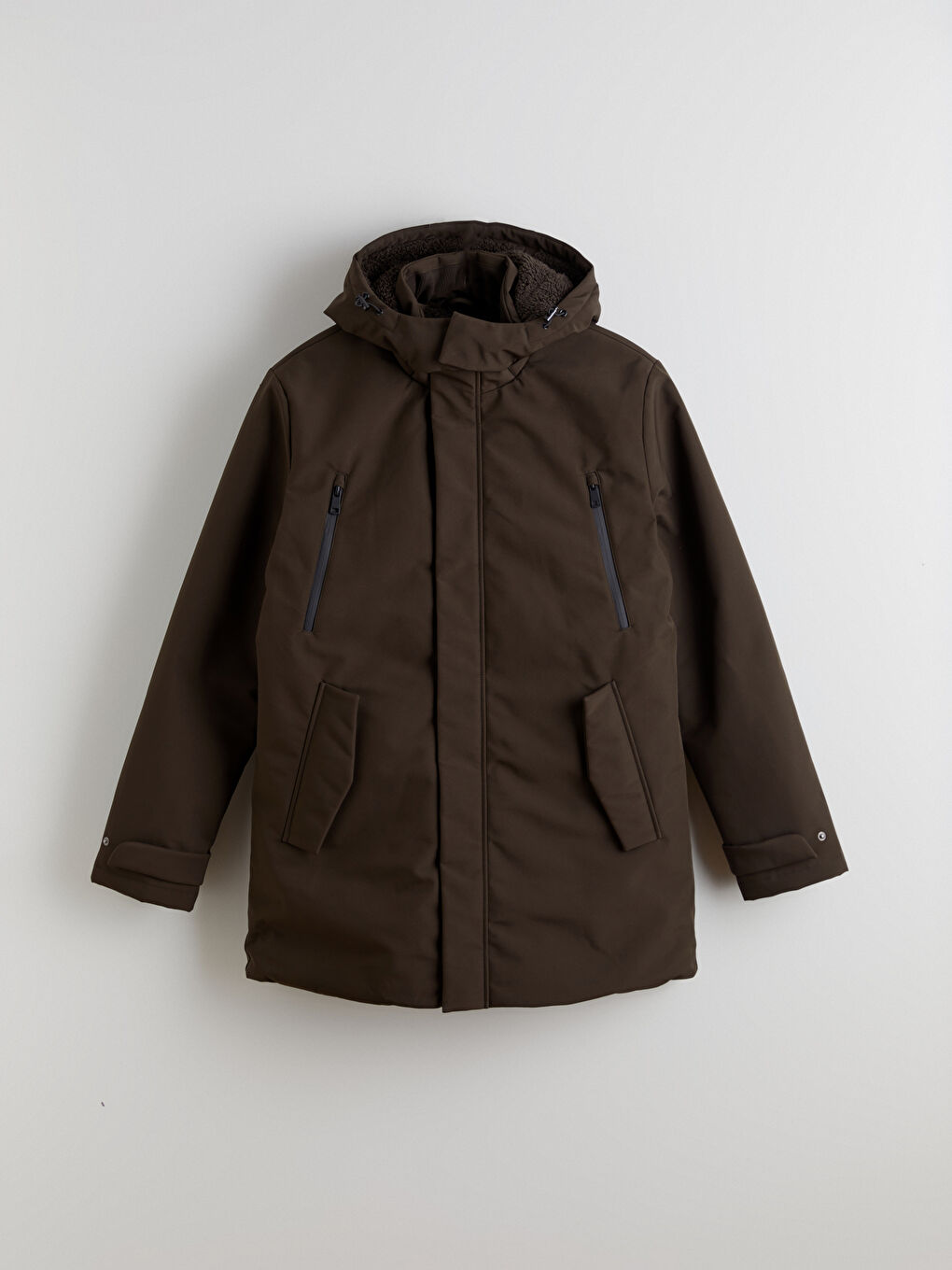 სტანდარტული უბრალო კაპიუშონიანი სქელი მამაკაცის პარკა-5