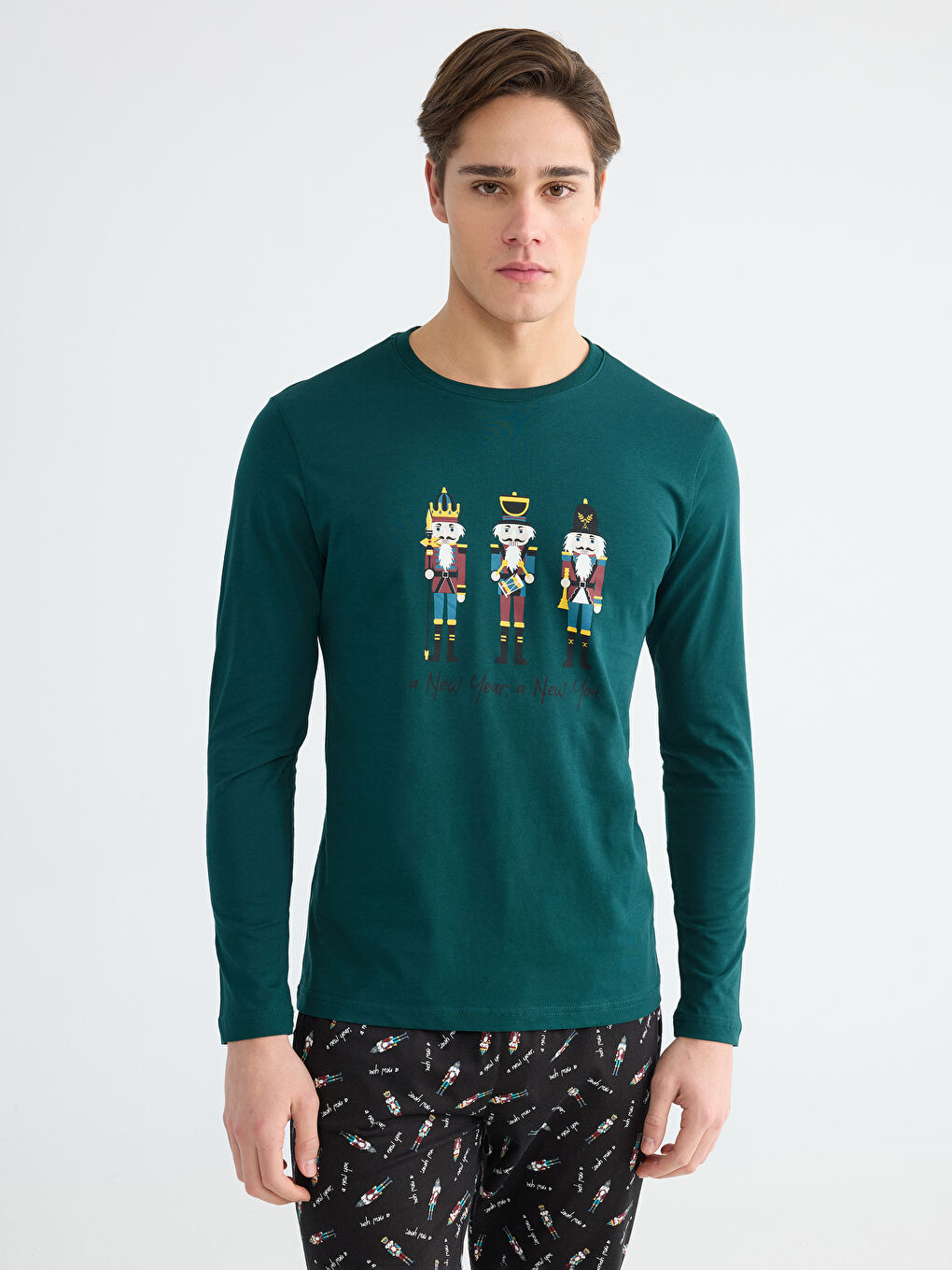 Regular Fit Men's Pyjama Set-1