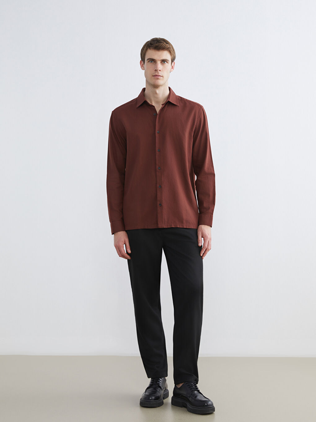 Siyah Standart Kalıp Erkek Pantolon