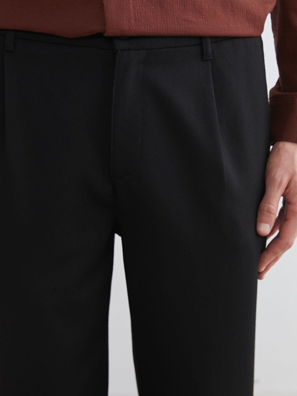 Siyah Standart Kalıp Erkek Pantolon-2