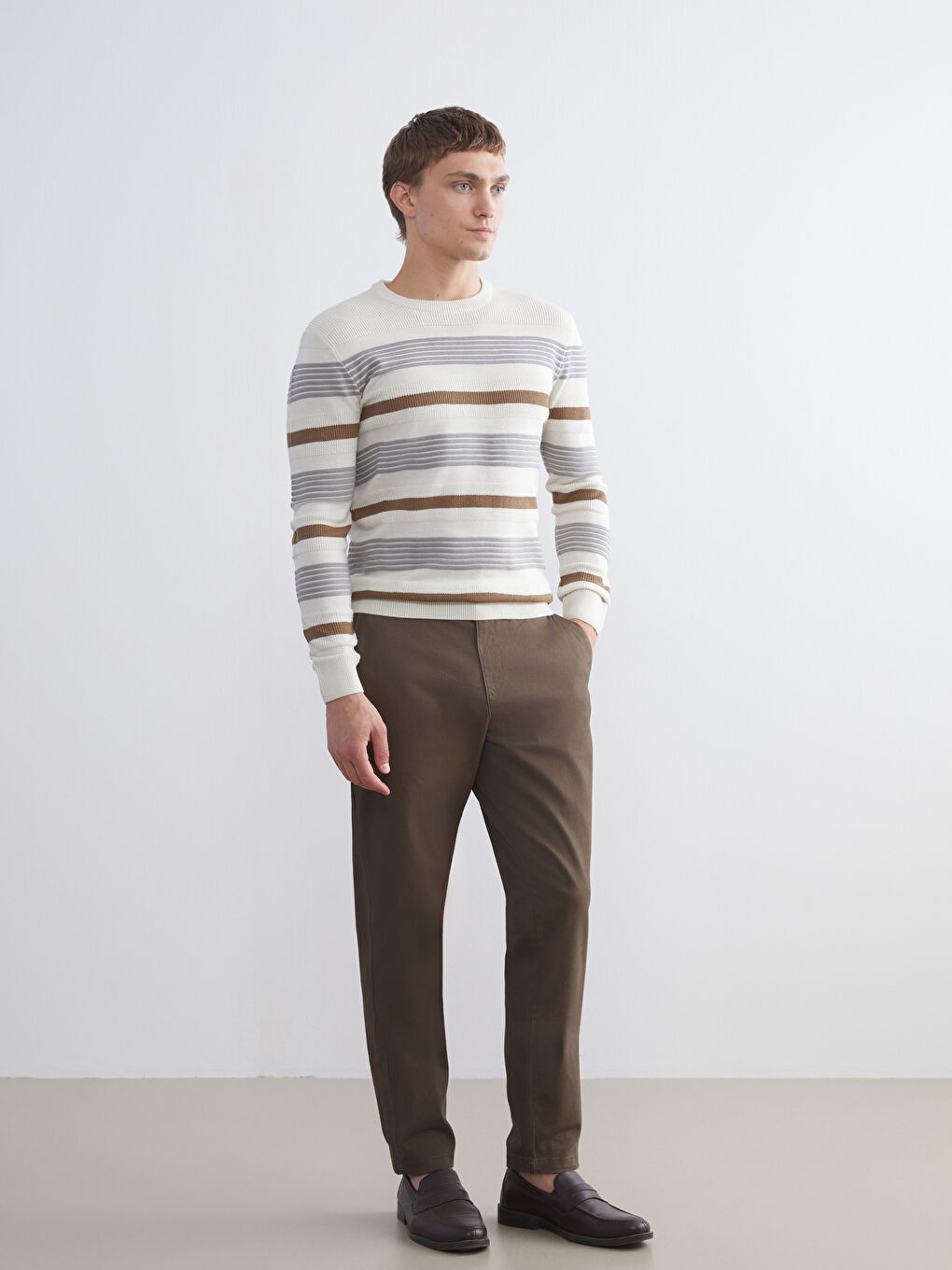 بلوز یه‌خه‌ خڕ قۆڵ درێژ بۆ پیاوان-1