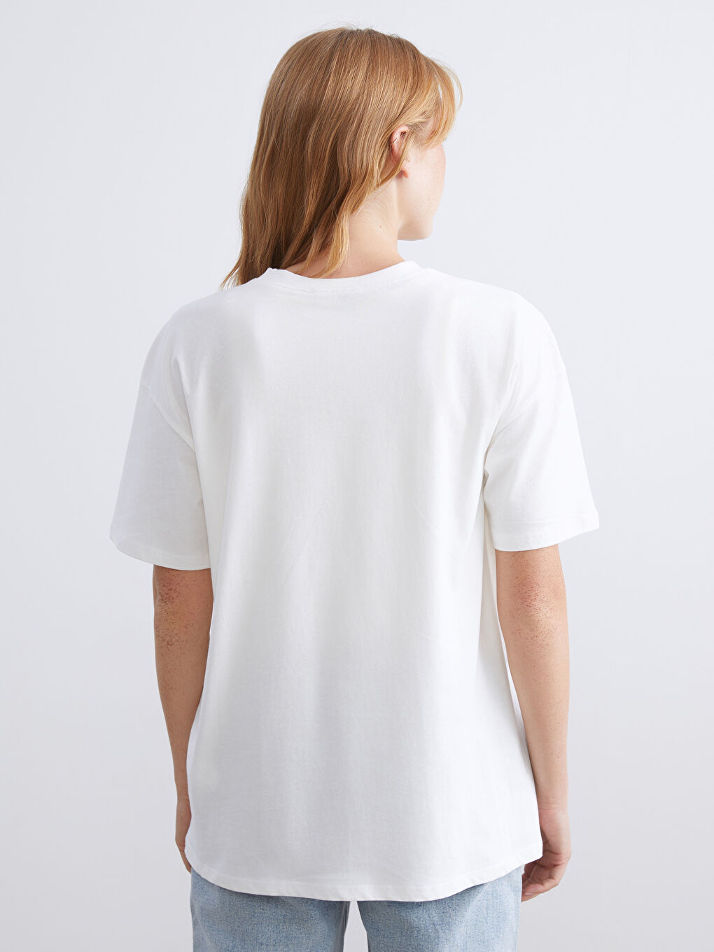 Beyaz Bisiklet Yaka İstanbul Baskılı Kadın Tişört-4