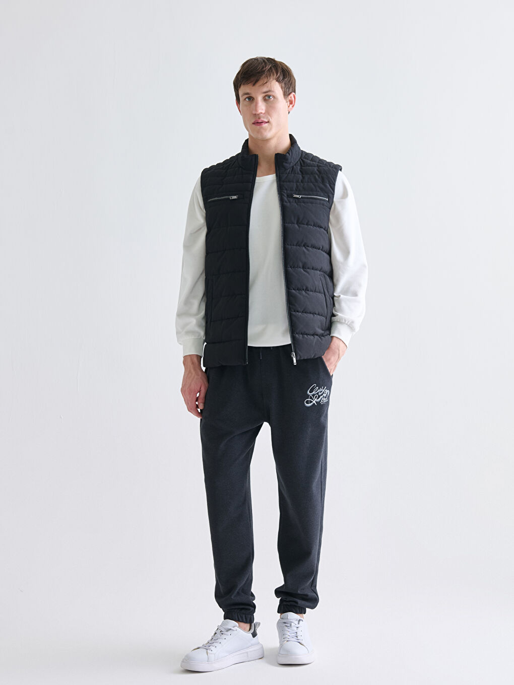 Antrasit Standart Kalıp Erkek Jogger Eşofman Altı