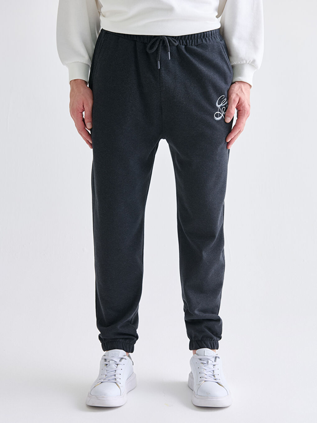 Antrasit Standart Kalıp Erkek Jogger Eşofman Altı-1