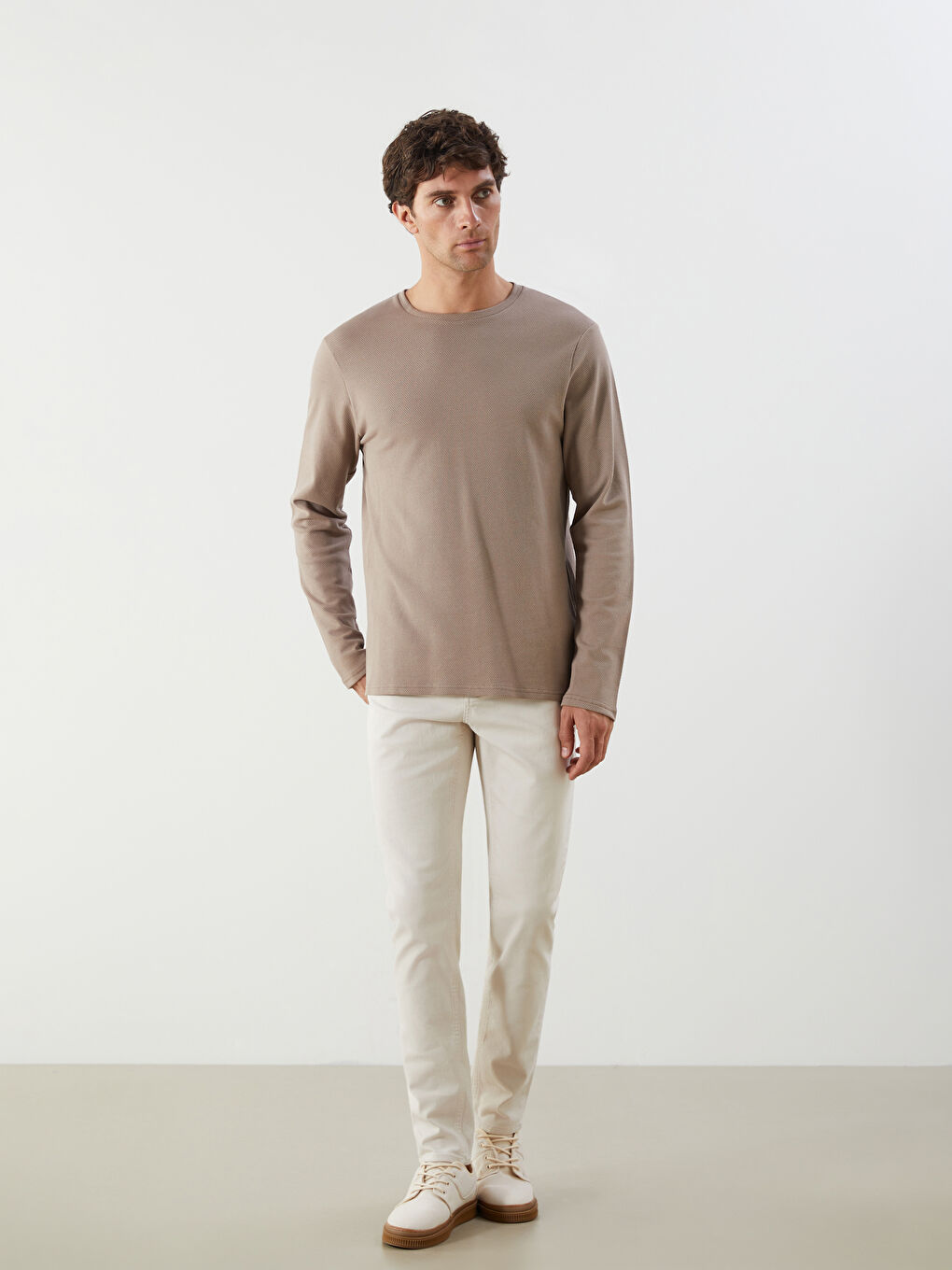 Футболка Мужская с Круглым Вырезом и Длинным Рукавом из Джерси-1