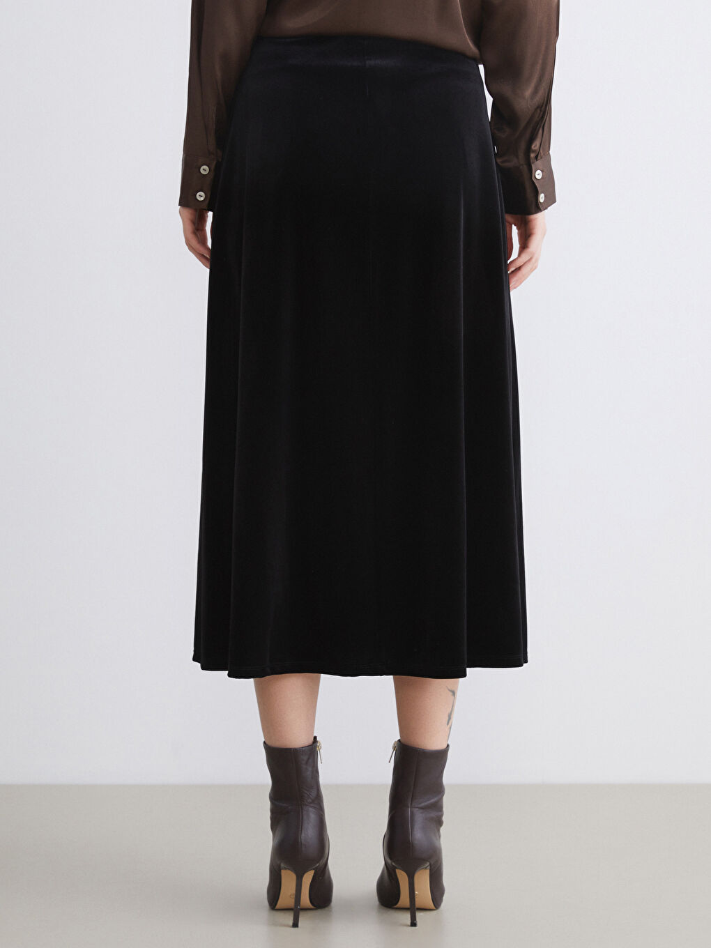 Woman BLACK Skirt-3