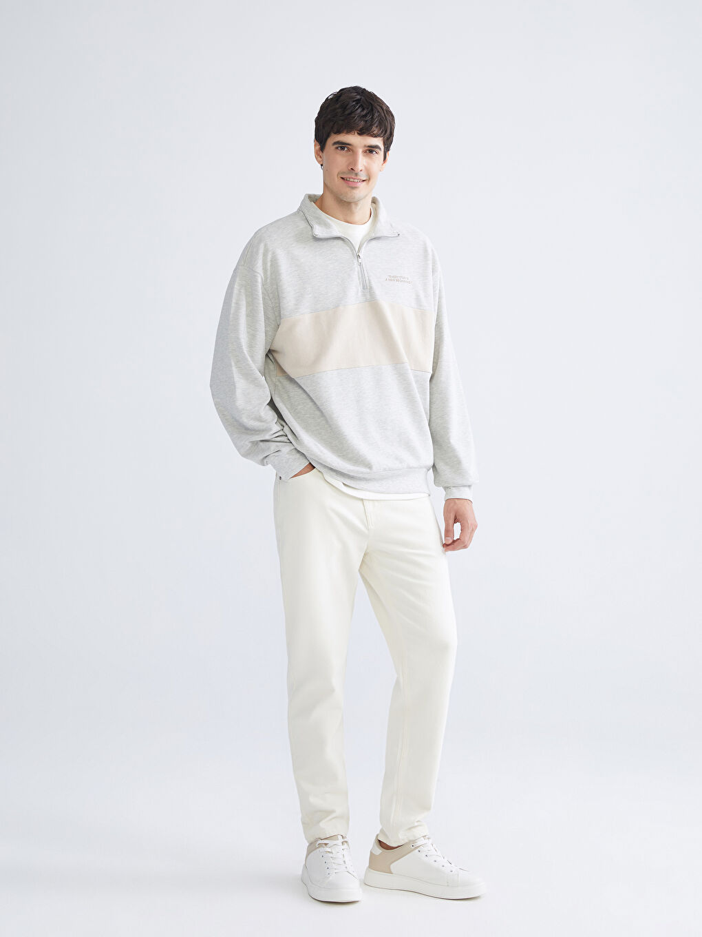 Gri Dik Yaka Uzun Kollu Baskılı Erkek Sweatshirt-1