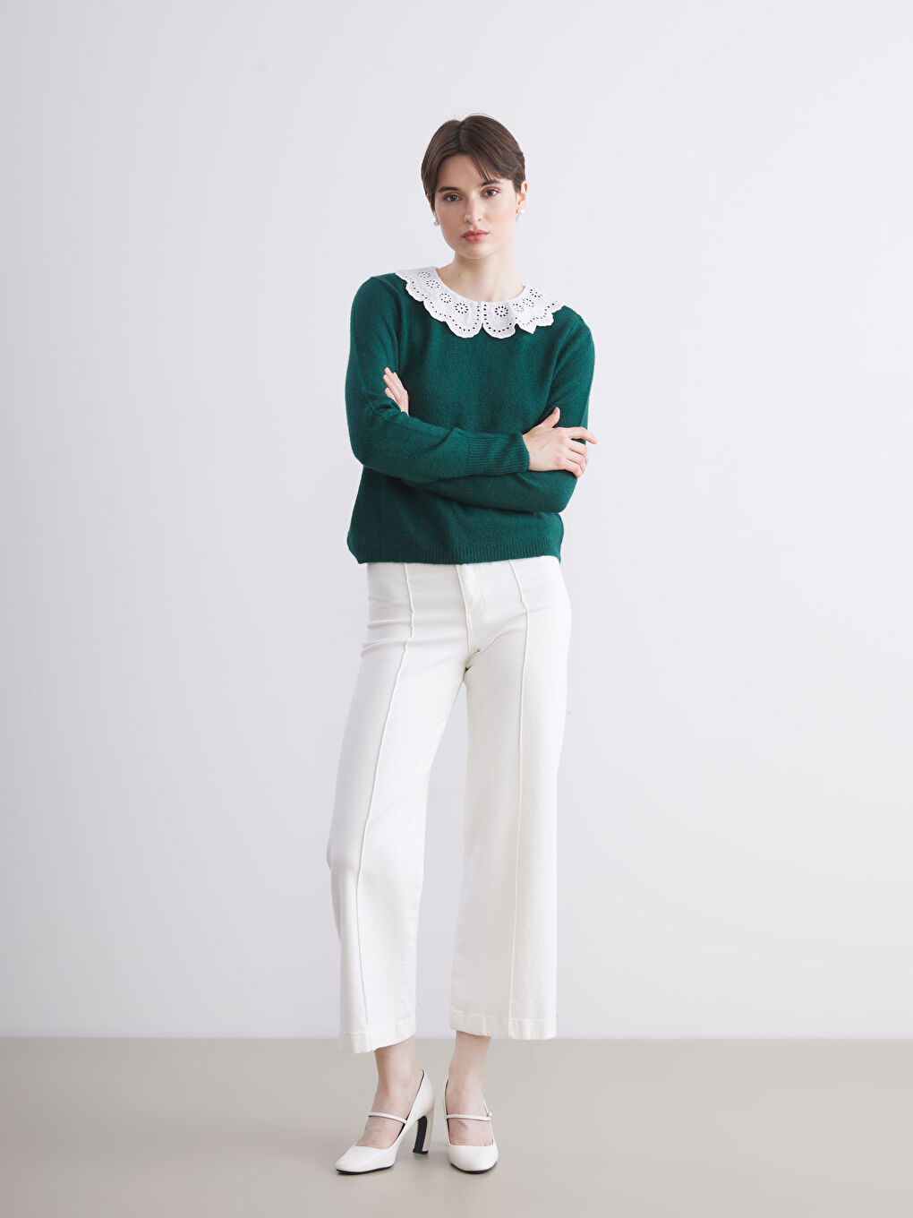 Пуловер от трико с яка Питър Пан за жени-1