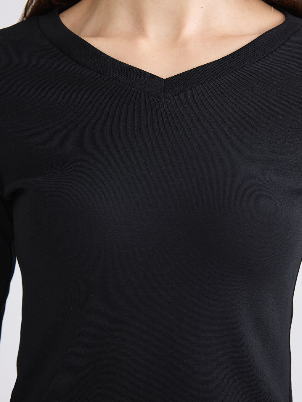 Siyah V Yaka Kadın Body-2