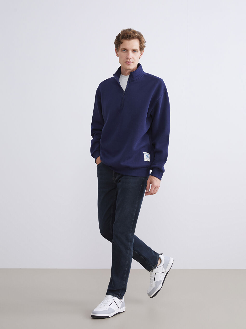 Lacivert Fermuarlı Dik Yaka Uzun Kollu Erkek Sweatshirt-1