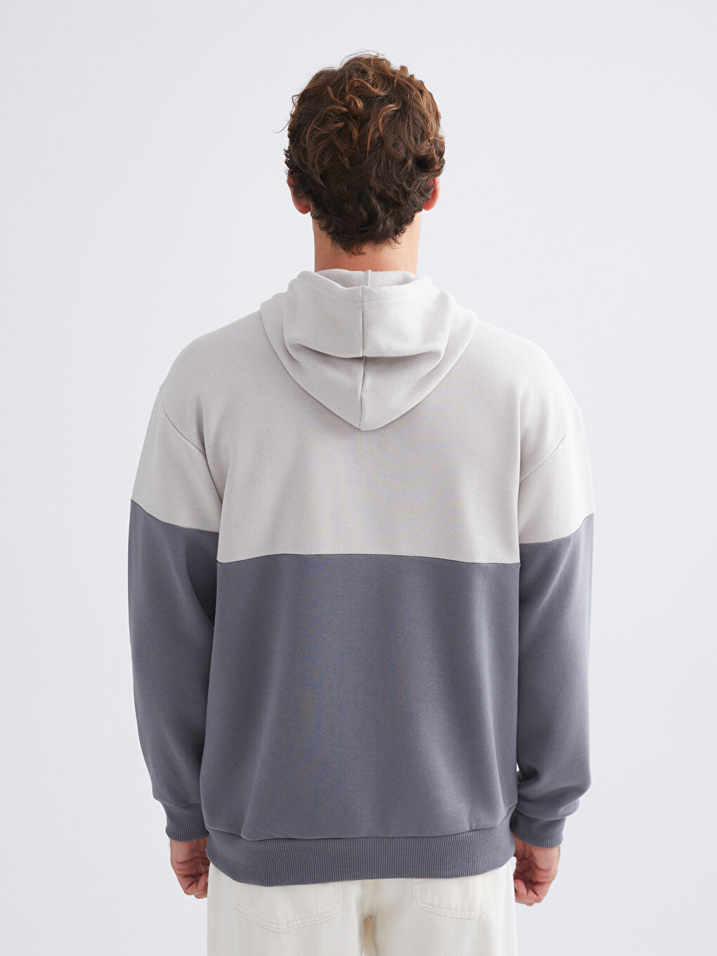 Gri Uzun Kollu Renk Bloklu Erkek Hoodie-3