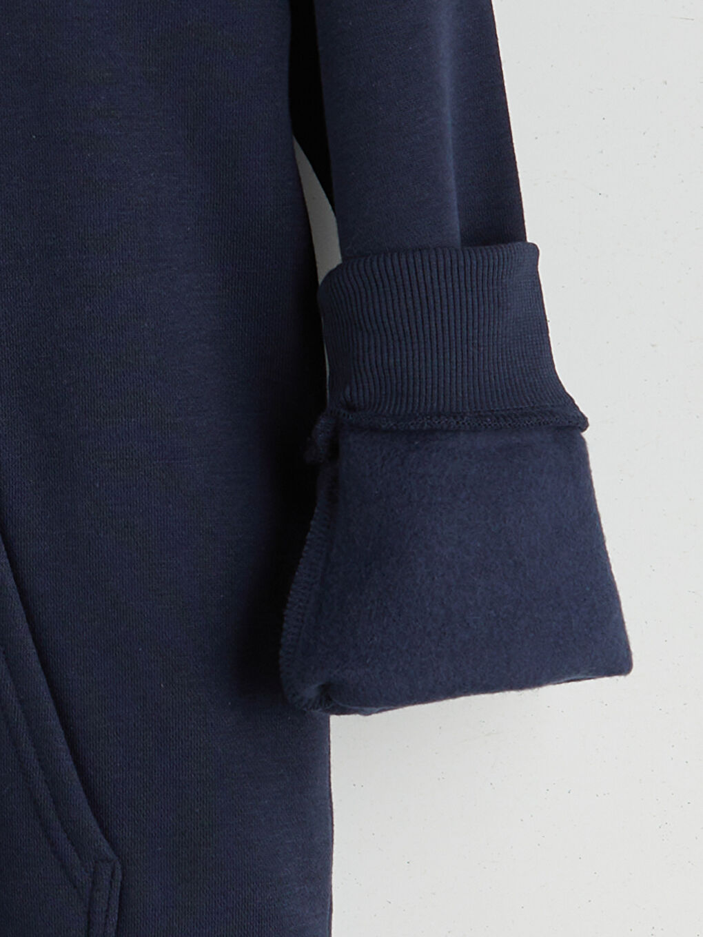 سویتشێرتی قۆڵ درێژی کڵاودار بۆ کوڕان ئه‌ستوور-2