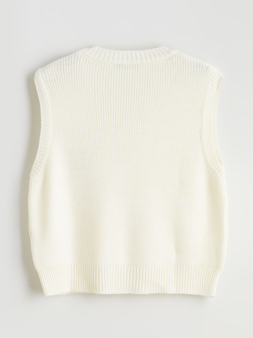 Bej V Yaka Ayı Nakışlı Kadın Triko Süveter-7