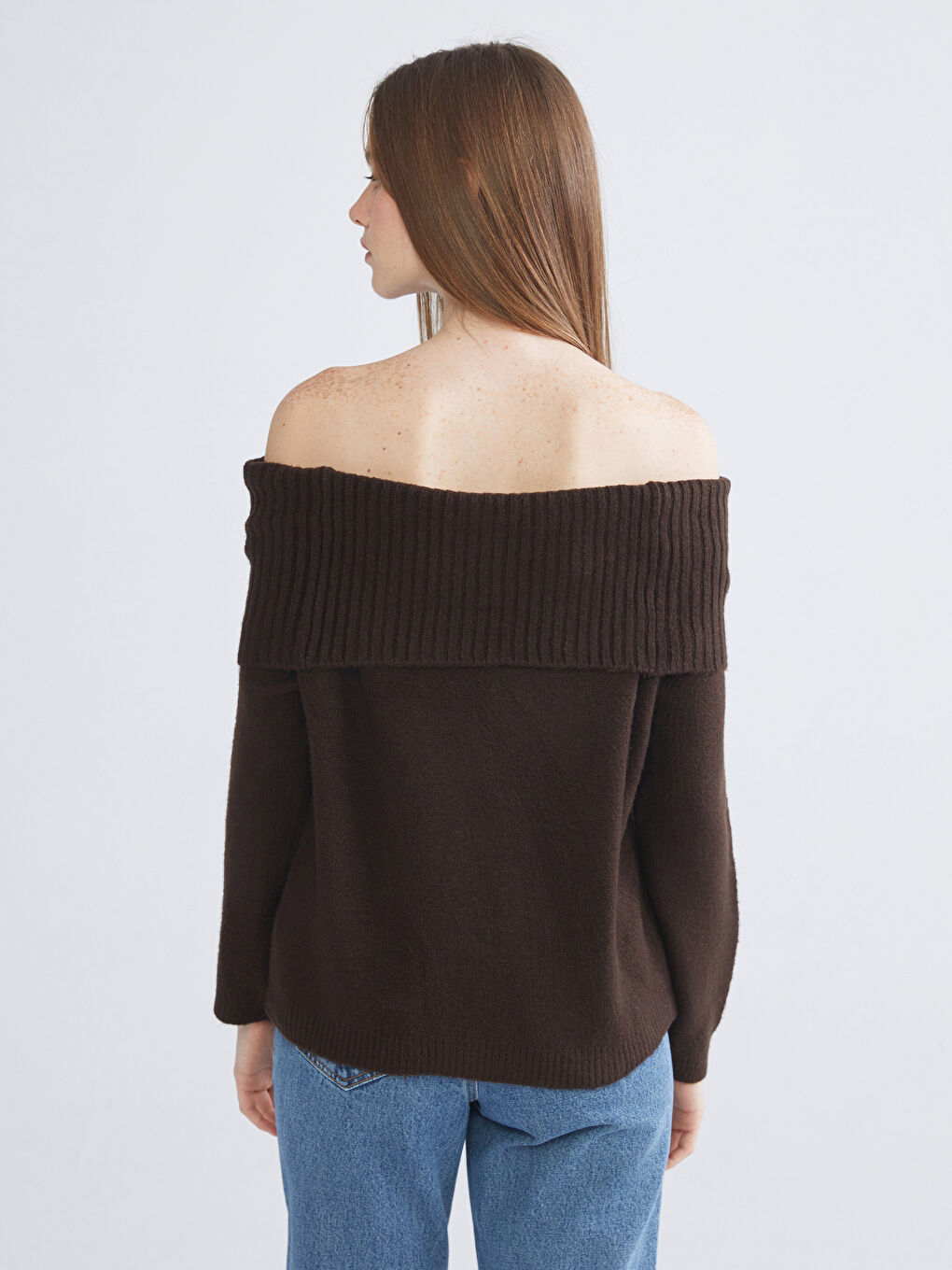 Kahverengi Kayık Yaka Kadın Triko Kazak-5