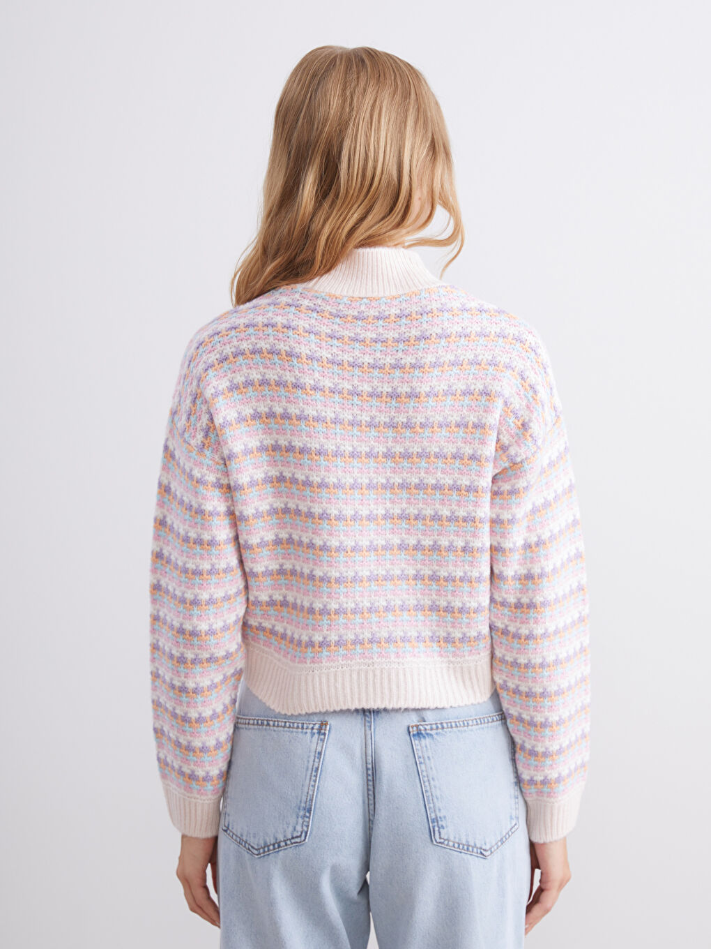 Pembe Dik Yaka Desenli Crop Kadın Triko Kazak-3